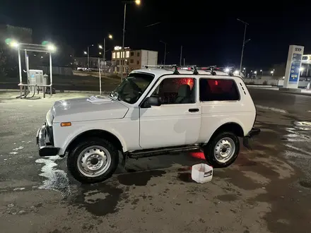 ВАЗ (Lada) Lada 2121 2017 года за 3 000 000 тг. в Атырау – фото 4