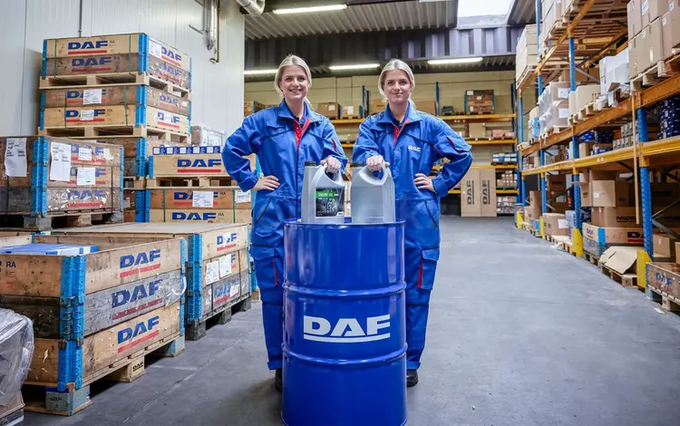 Моторное Масло DAF Xtreme LD 10w40 за 3 500 тг. в Алматы