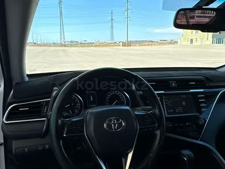 Toyota Camry 2019 года за 12 900 000 тг. в Актау – фото 9