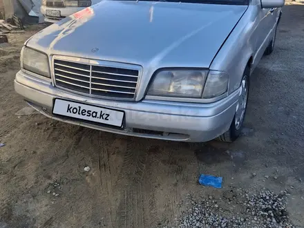 Mercedes-Benz C 220 1993 года за 1 350 000 тг. в Тараз – фото 5