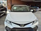 Toyota Camry 2023 года за 27 000 000 тг. в Шымкент