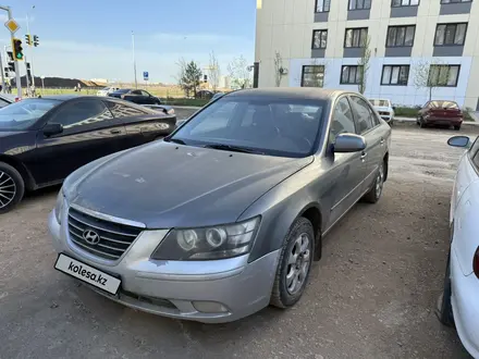 Hyundai Sonata 2009 года за 2 700 000 тг. в Астана – фото 3