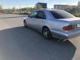 Mercedes-Benz E 320 1999 годаүшін4 600 000 тг. в Атырау – фото 4