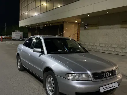 Audi A4 1996 года за 1 670 000 тг. в Караганда – фото 2
