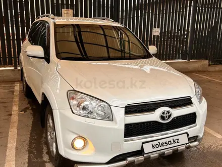 Toyota RAV4 2010 года за 9 000 000 тг. в Алматы