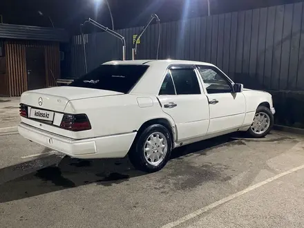 Mercedes-Benz E 230 1992 года за 1 250 000 тг. в Алматы – фото 14