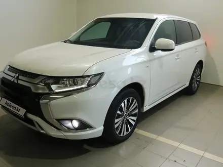 Mitsubishi Outlander 2022 года за 10 990 000 тг. в Актобе