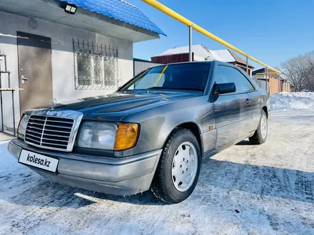 Mercedes-Benz E 200 1993 года за 1 850 000 тг. в Алматы – фото 6