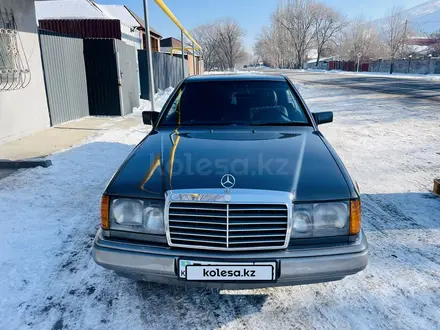 Mercedes-Benz E 200 1993 года за 1 850 000 тг. в Алматы – фото 8