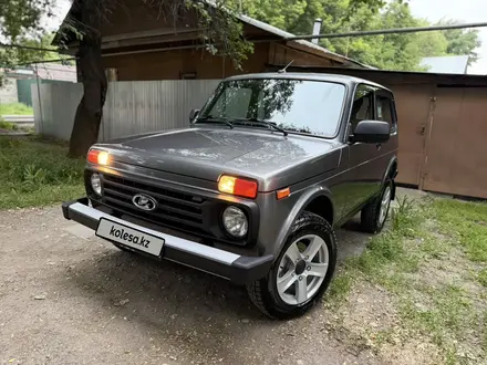 ВАЗ (Lada) Lada 2121 2023 года за 5 870 000 тг. в Алматы – фото 2
