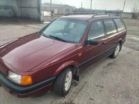 Volkswagen Passat 1992 годаүшін1 150 000 тг. в Тараз