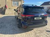 Toyota Highlander 2021 года за 18 000 000 тг. в Актау – фото 3