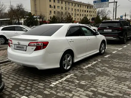 Toyota Camry 2013 года за 9 200 000 тг. в Шымкент – фото 3