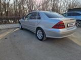 Mercedes-Benz C 240 2001 года за 3 400 000 тг. в Семей – фото 5