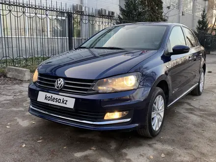 Volkswagen Polo 2015 года за 5 350 000 тг. в Алматы