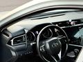 Toyota Camry 2019 года за 13 800 000 тг. в Алматы – фото 19