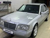 Mercedes-Benz E 280 1993 годаүшін2 500 000 тг. в Тараз