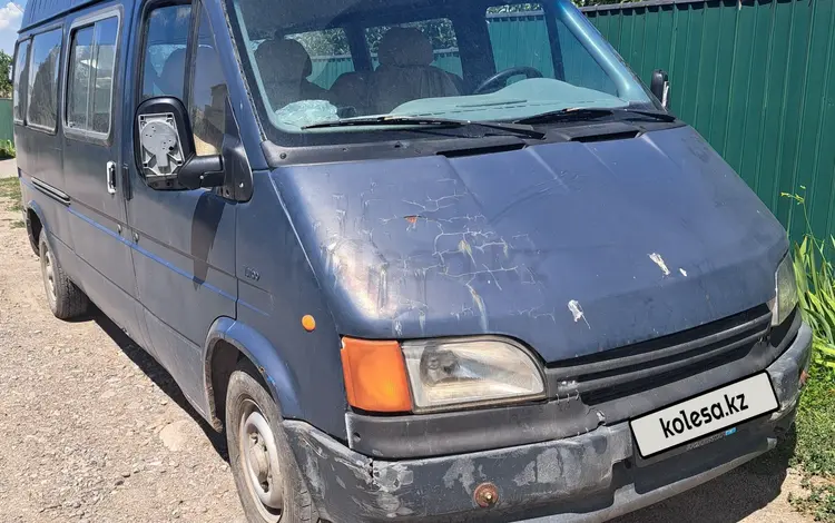 Ford Transit 1997 года за 1 100 000 тг. в Есик