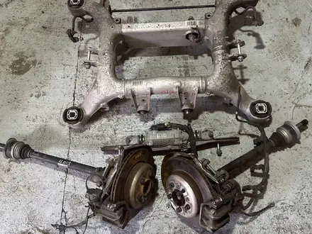 Задняя ходовая часть bmw f10 за 20 000 тг. в Караганда