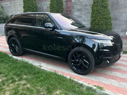 Land Rover Range Rover Sport 2023 года за 80 000 000 тг. в Алматы – фото 11