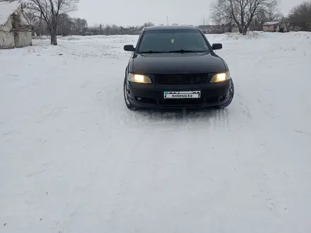 Volkswagen Passat 1997 года за 1 850 000 тг. в Караганда – фото 3