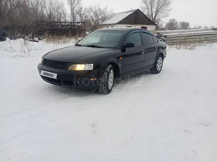 Volkswagen Passat 1997 года за 1 850 000 тг. в Караганда – фото 4