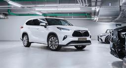 Toyota Highlander 2024 годаүшін22 700 000 тг. в Алматы