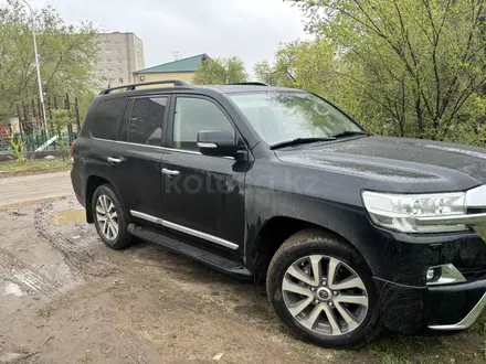 Toyota Land Cruiser 2016 года за 28 500 000 тг. в Актобе – фото 2