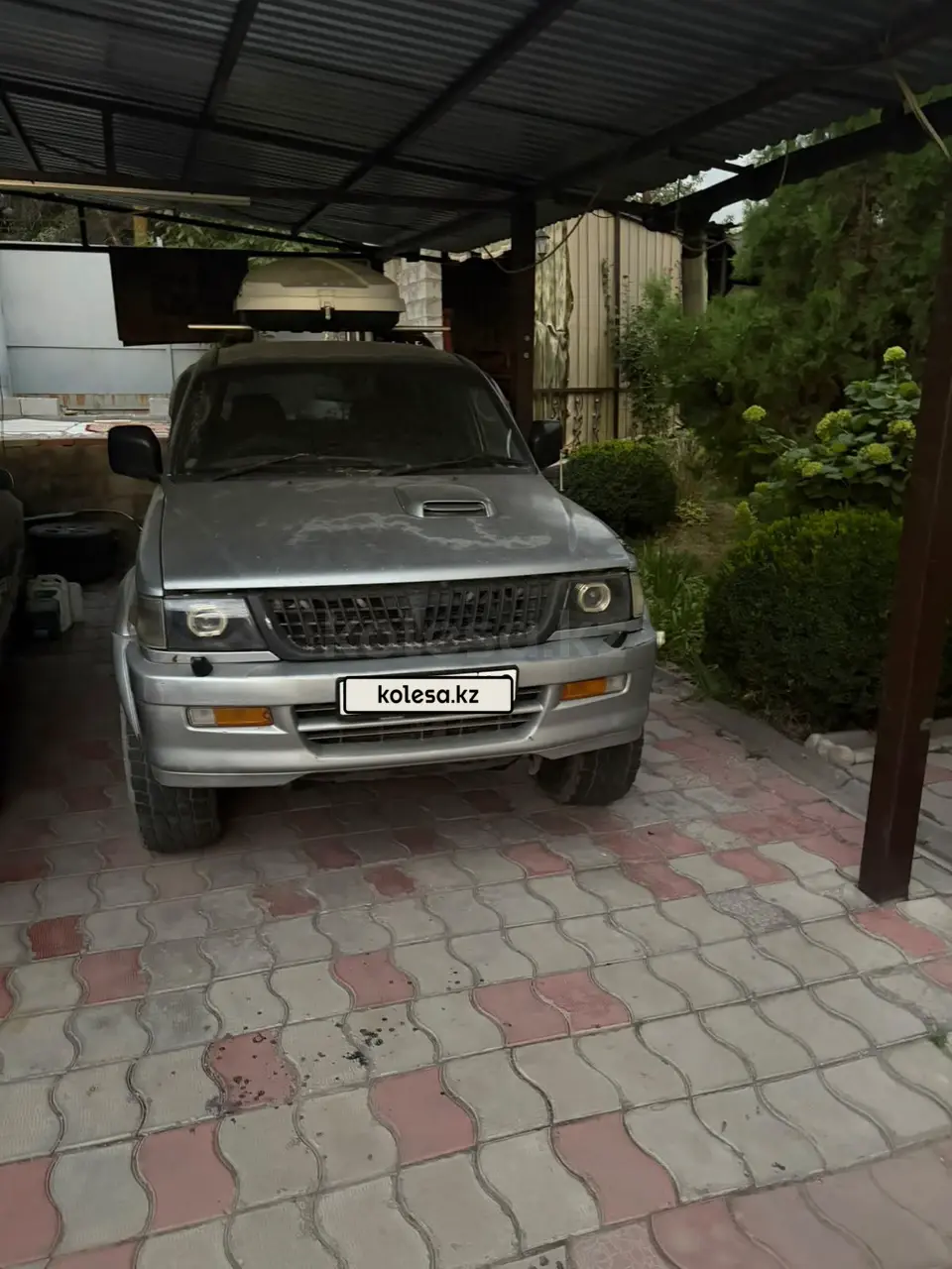 Mitsubishi Challenger, 1998