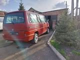 Volkswagen Multivan 1995 годаүшін2 500 000 тг. в Караганда – фото 4