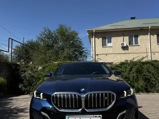 BMW i5, 2024