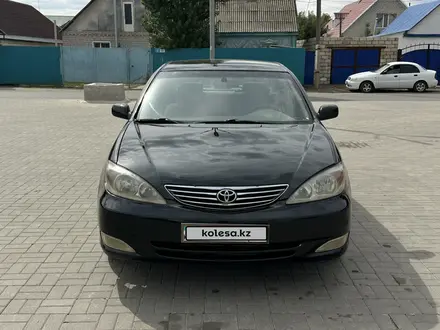 Toyota Camry 2002 года за 3 900 000 тг. в Актобе