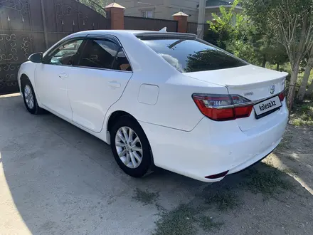 Toyota Camry 2014 года за 8 999 999 тг. в Актобе – фото 4