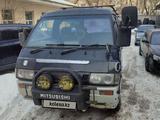 Mitsubishi Delica 1993 годаfor1 100 000 тг. в Алматы