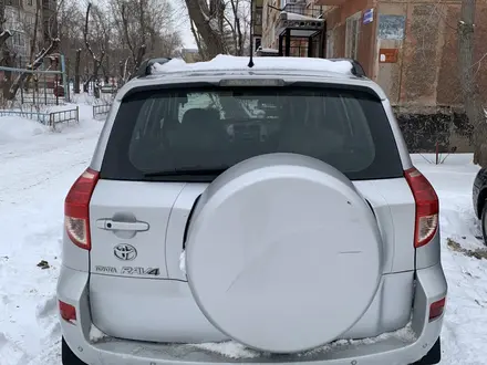 Toyota RAV4 2006 года за 7 500 000 тг. в Павлодар – фото 2