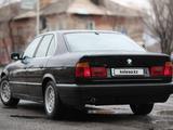 BMW 518 1994 года за 2 100 000 тг. в Караганда – фото 3