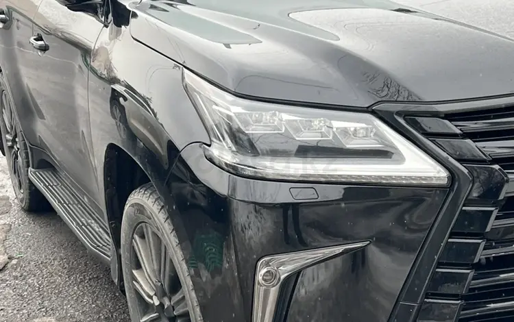 Lexus LX 570 2015 года за 33 000 000 тг. в Каскелен