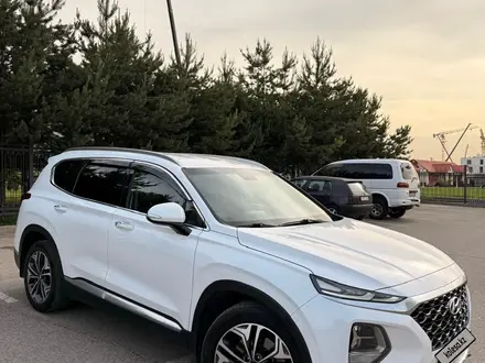 Hyundai Santa Fe 2020 года за 13 300 000 тг. в Алматы – фото 6