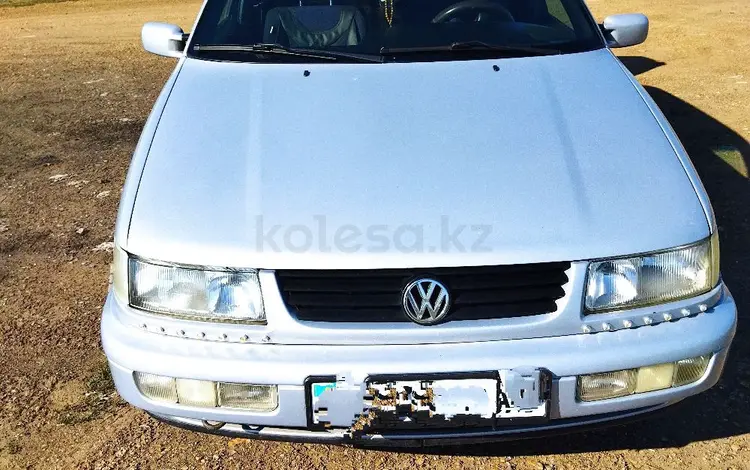 Volkswagen Passat 1994 года за 1 500 000 тг. в Караганда