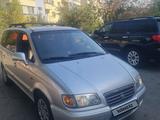 Hyundai Trajet 2002 года за 3 500 000 тг. в Алматы – фото 2