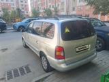 Hyundai Trajet 2002 года за 3 500 000 тг. в Алматы – фото 3
