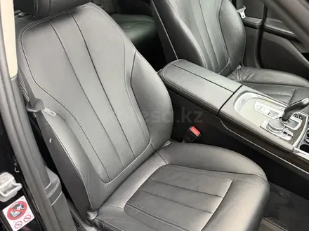 BMW 750 2017 года за 23 000 000 тг. в Алматы – фото 16