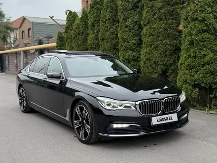 BMW 750 2017 года за 23 000 000 тг. в Алматы
