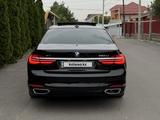 BMW 750 2017 года за 23 000 000 тг. в Алматы – фото 5