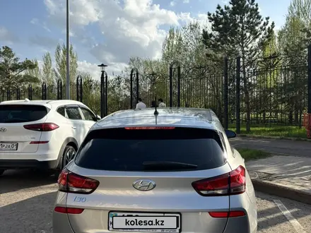 Hyundai i30 2022 года за 9 500 000 тг. в Астана – фото 2