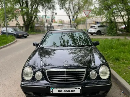 Mercedes-Benz E 320 2000 года за 4 500 000 тг. в Алматы – фото 10