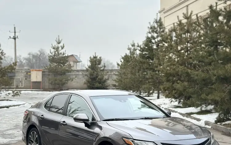 Toyota Camry 2020 годаfor12 000 000 тг. в Алматы