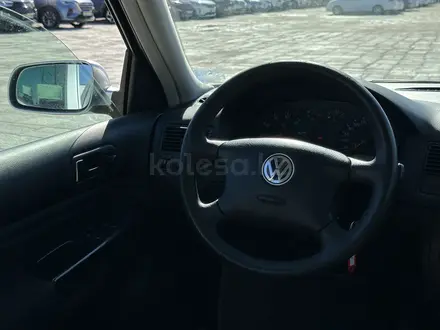Volkswagen Golf 2002 года за 3 250 000 тг. в Атырау – фото 6