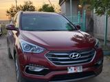 Hyundai Santa Fe 2017 годаfor10 800 000 тг. в Алматы