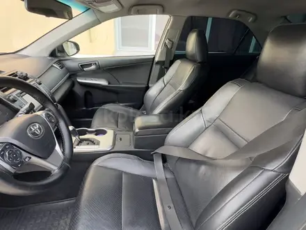 Toyota Camry 2014 года за 8 700 000 тг. в Алматы – фото 21
